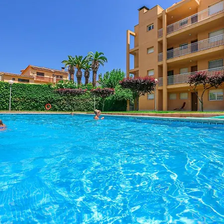 Austral - Only Families Apartment